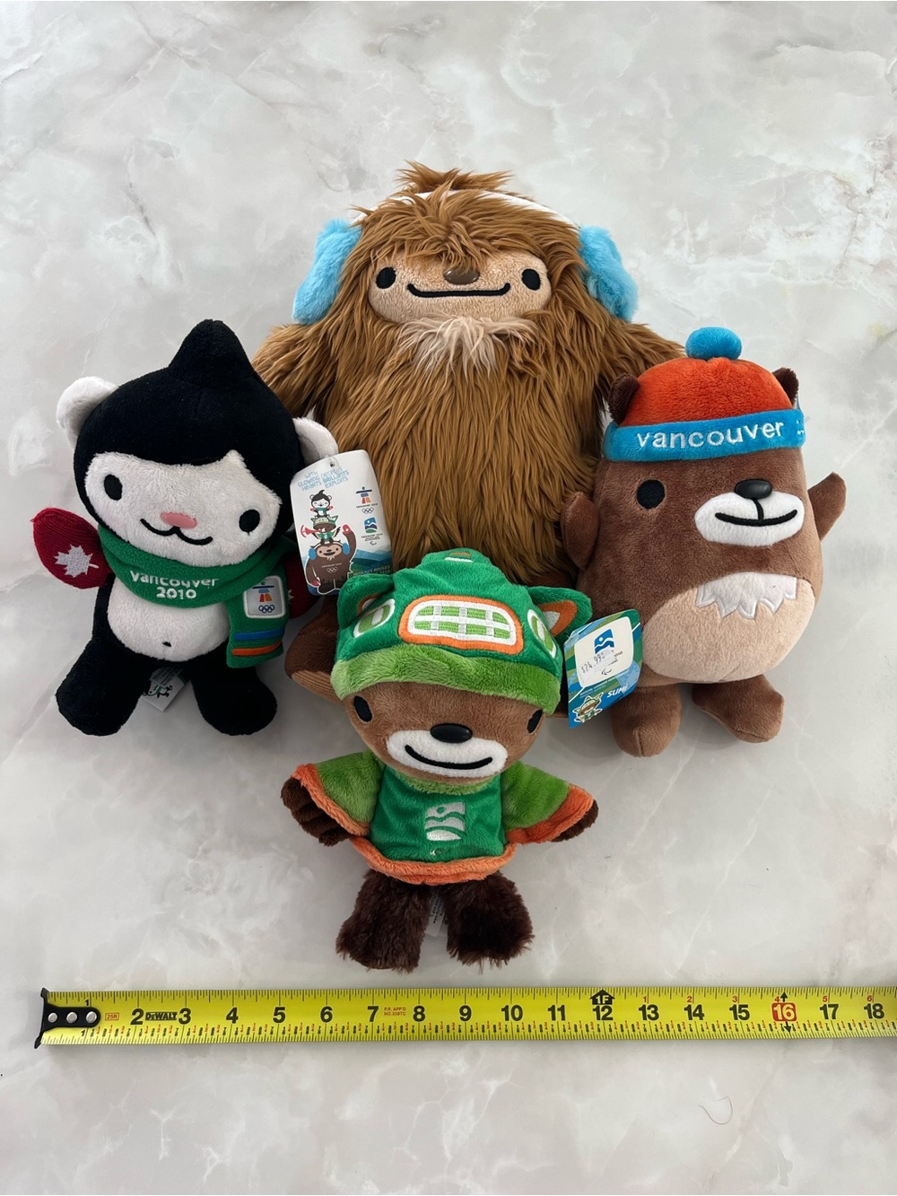 Vancouver Olympic 2010 Official Mascots Mukmuk Quatchi Sumi Miga Plush Stuffed